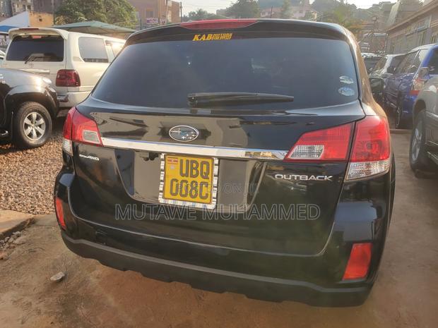 Subaru Outback 2012 Black