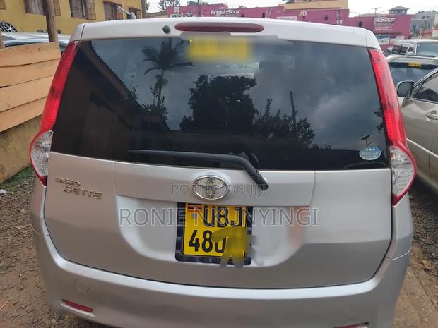 Toyota Passo Sette 2008 Silver