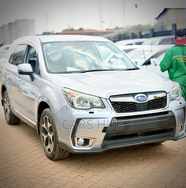 Subaru Forester 2.0XT Premium 4dr SUV AWD (2.0L 4cyl Turbo CVT) 2014