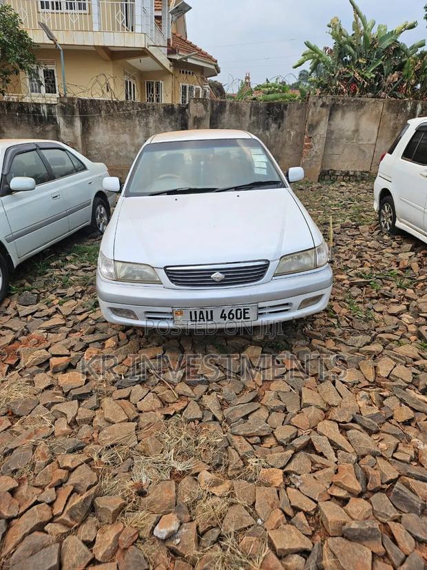 Toyota Premio 2002 Silver