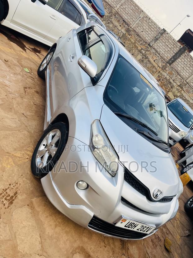 Toyota IST 2008 Silver