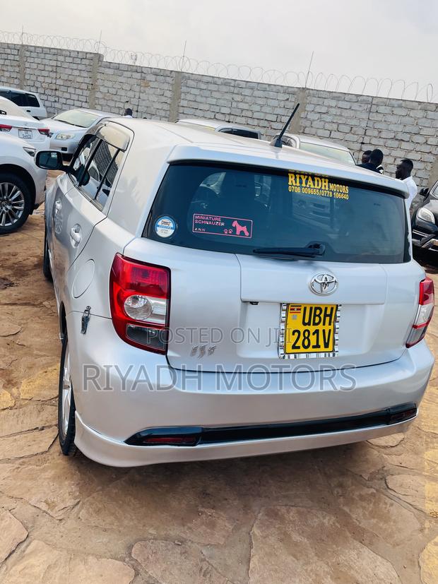 Toyota IST 2008 Silver