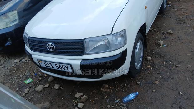 Toyota Probox 2004 White