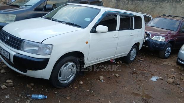 Toyota Probox 2004 White