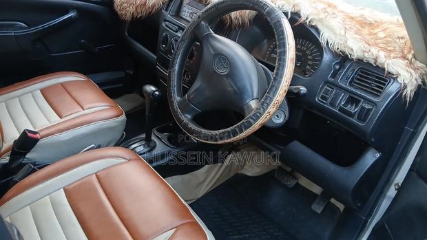 Toyota Succeed 2004 Silver