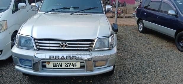 Toyota Land Cruiser Prado 2001 Silver