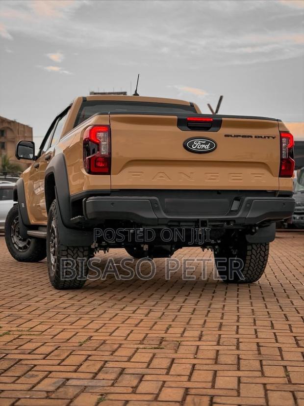 Ford Ranger 2025 Brown