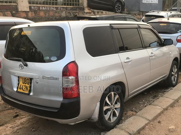 Toyota Probox 2010 Silver