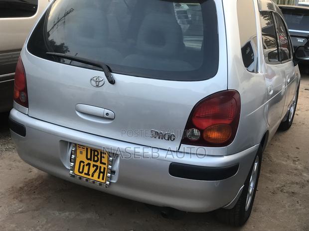 Toyota Corolla Spacio 2001 Silver