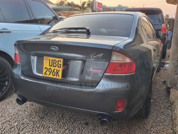Subaru Legacy 2009 Black
