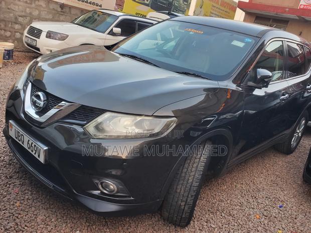 Nissan X-Trail 2016 Green