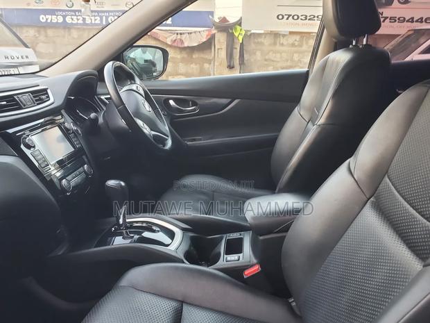 Nissan X-Trail 2016 Green