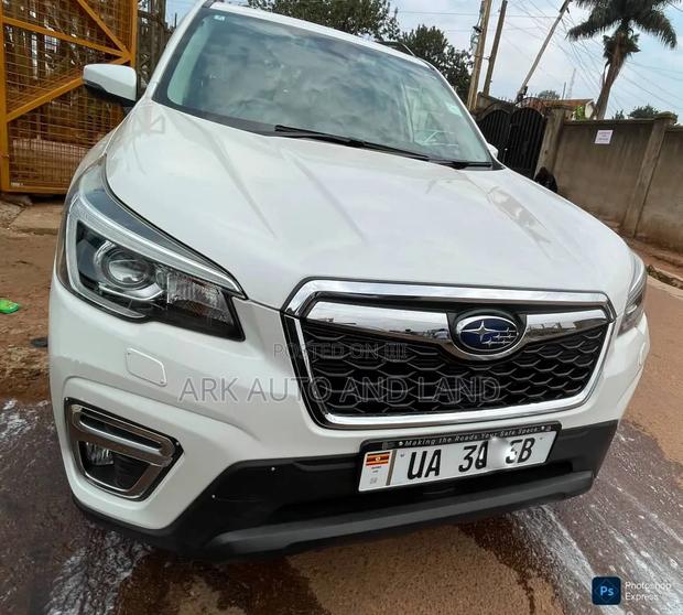 Subaru Forester 2018 White