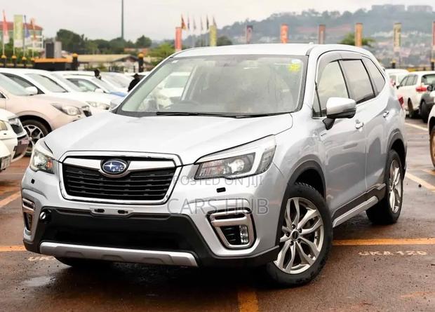 Subaru Forester 2.0XT Premium AWD 2018 Silver