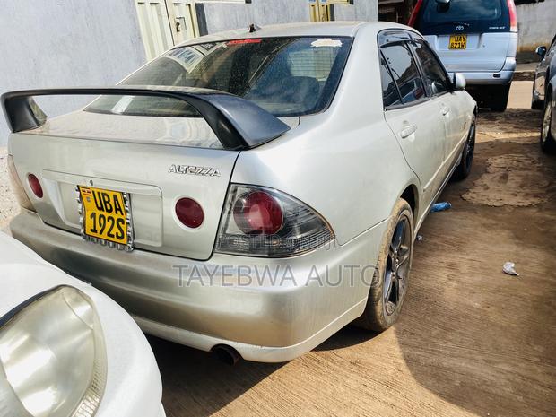 Toyota Altezza 2002 Silver