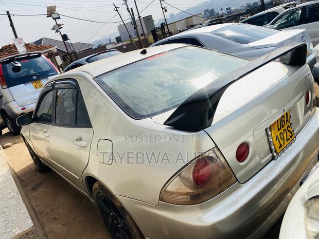 Toyota Altezza 2002 Silver