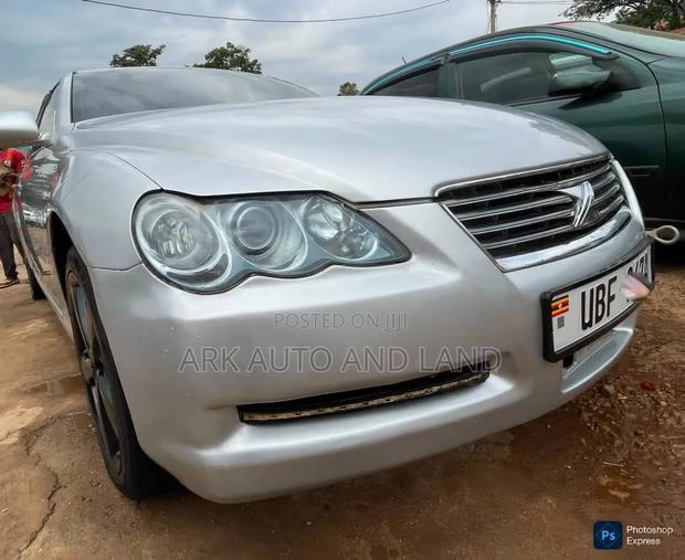 Toyota Mark X 2006 Silver