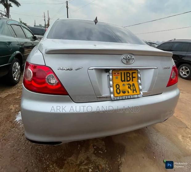Toyota Mark X 2006 Silver