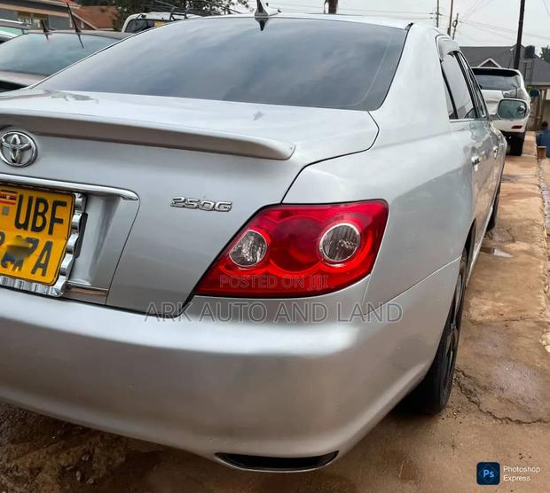 Toyota Mark X 2006 Silver