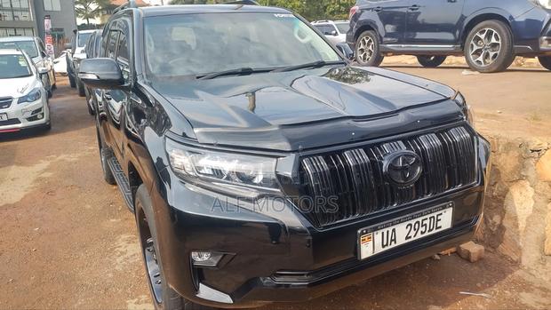 Toyota Land Cruiser Prado 2015 Black