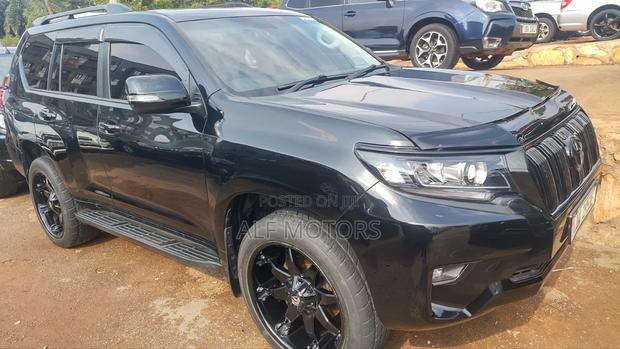 Toyota Land Cruiser Prado 2015 Black