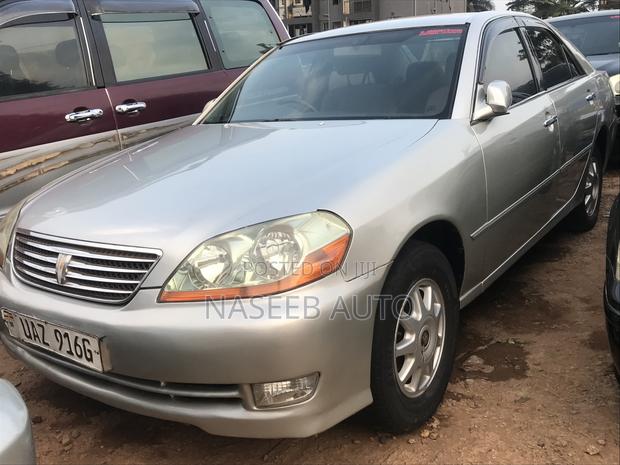 Toyota Mark II 2004 Silver