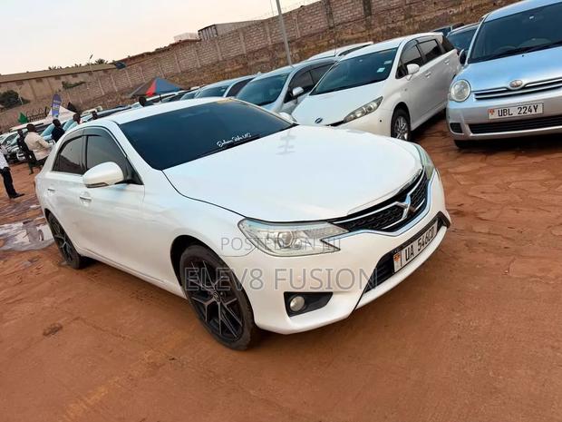 Toyota Mark X 2014 White