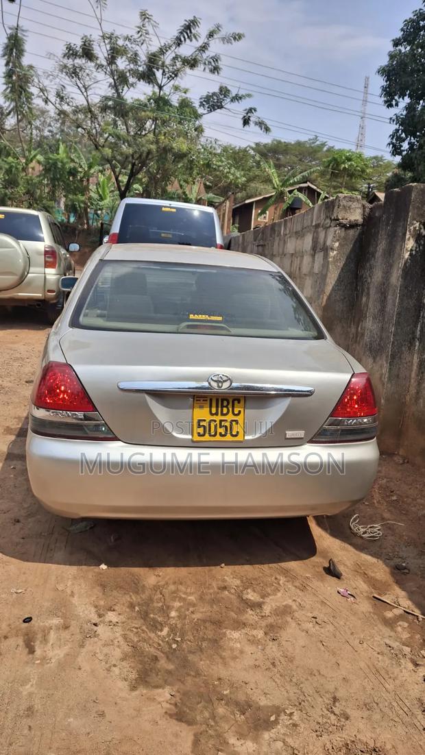 Toyota Mark II 2004 Silver