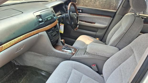 Toyota Mark II 2004 Silver