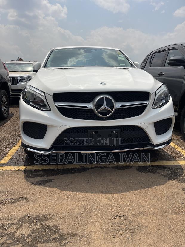 Mercedes-Benz GLE-Class 2019 White