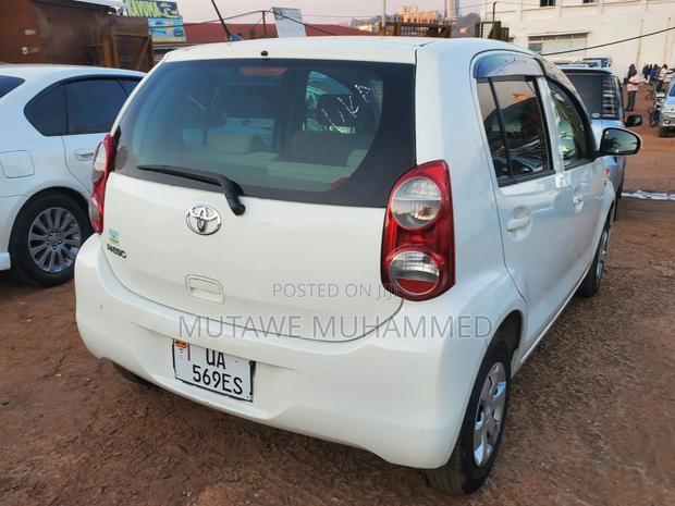 Toyota Passo 2010 White