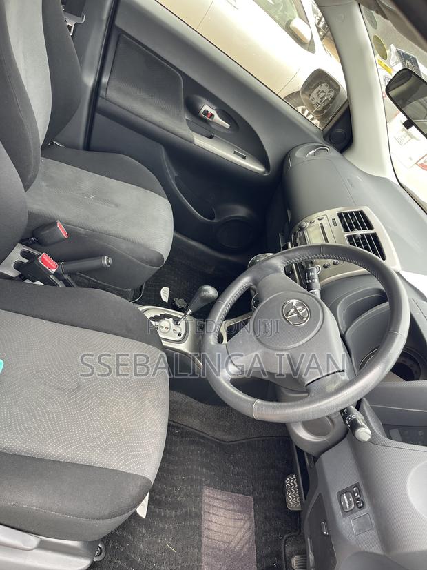 Toyota IST 2013 Black