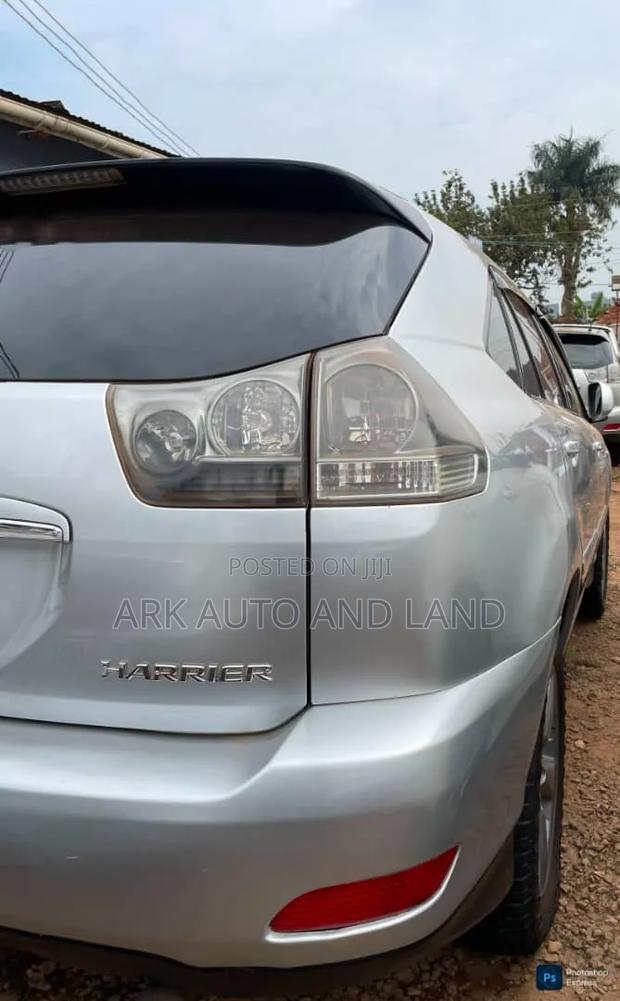Toyota Harrier 2007 Silver
