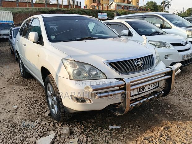 Toyota Harrier 2010 White
