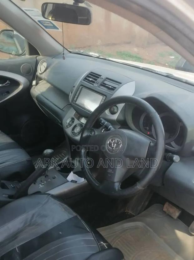 Toyota RAV4 2008 Gray