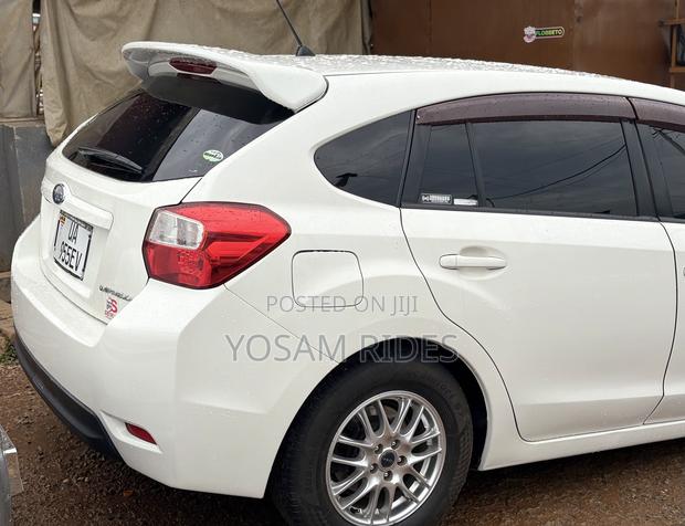 Subaru Impreza 2.0i 5-dr 2013 White