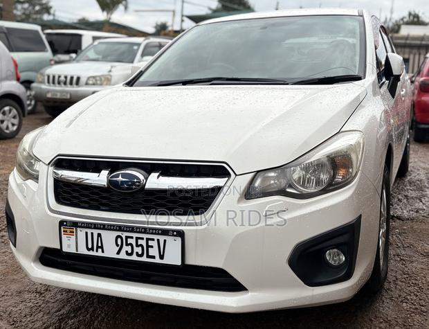 Subaru Impreza 2.0i 5-dr 2013 White