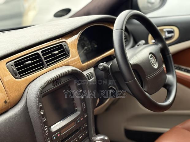 Jaguar S-Type 2.5 V6 2002 Black