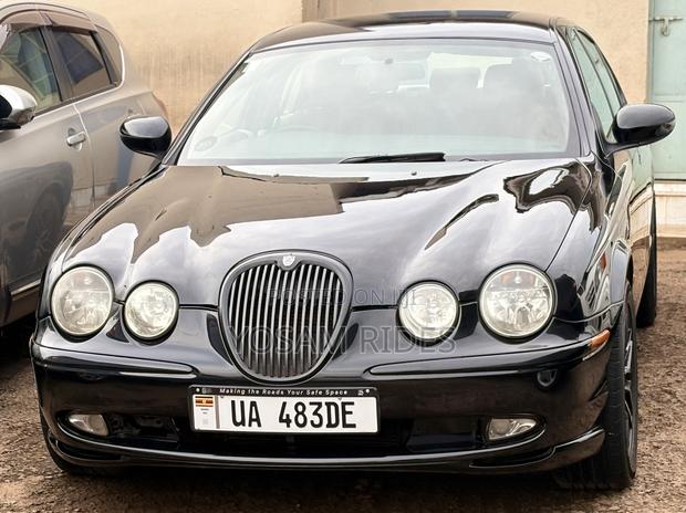 Jaguar S-Type 2.5 V6 2002 Black
