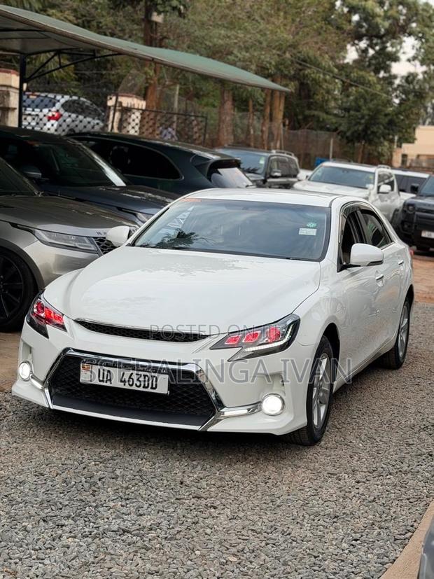 Toyota Mark X 2012 White