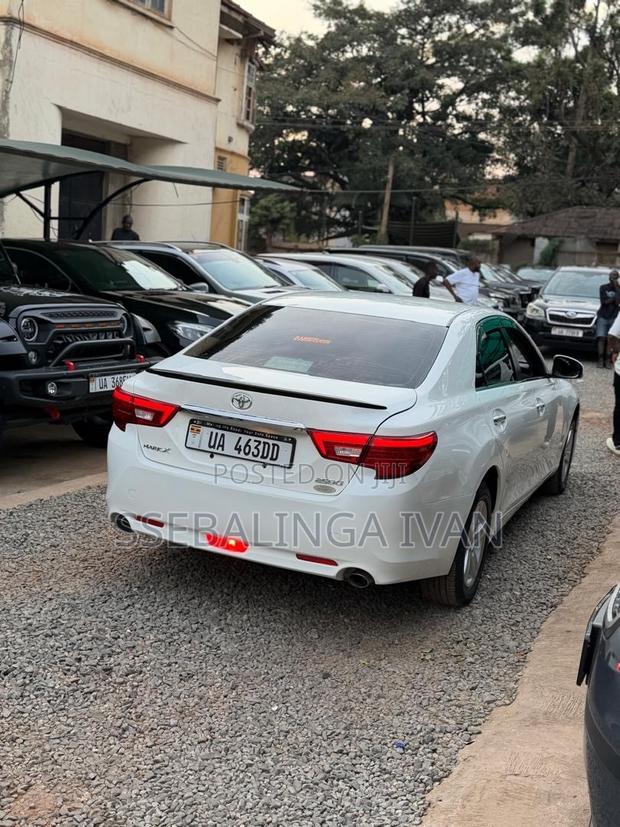 Toyota Mark X 2012 White