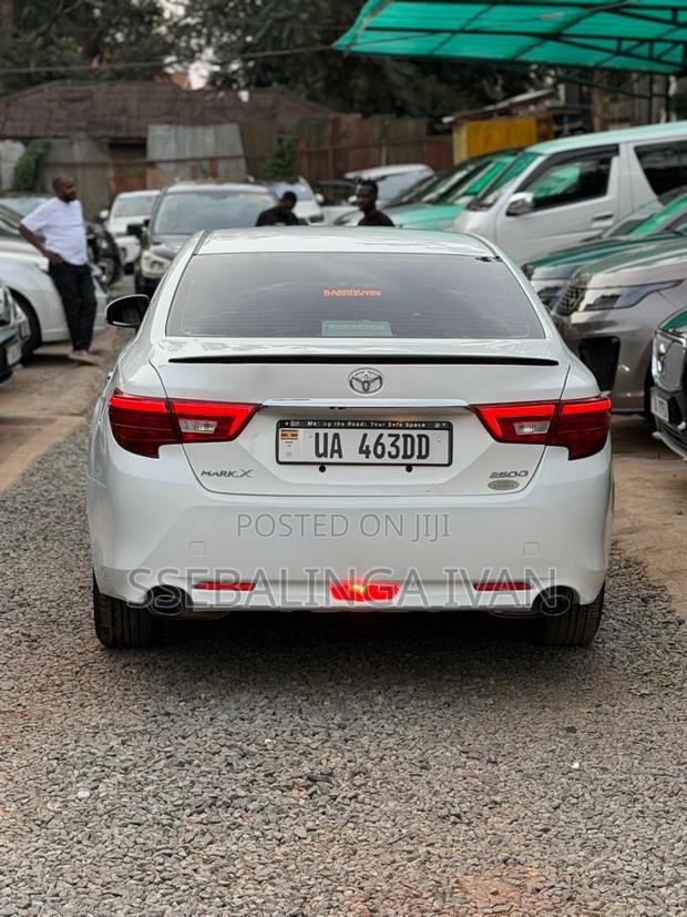 Toyota Mark X 2012 White