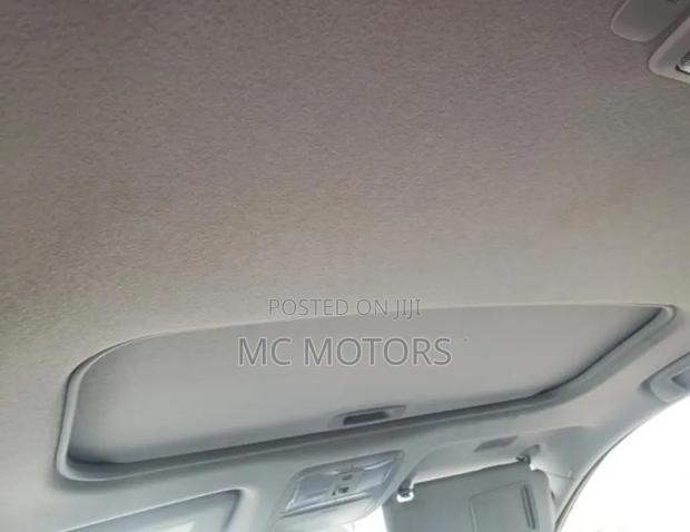 Toyota Noah 2013 Gray