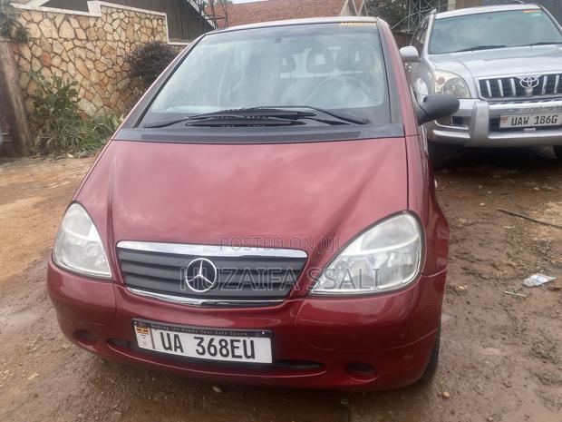 Mercedes-Benz A-Class 2009 Red