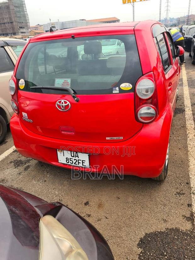 Toyota Passo 2012 Red