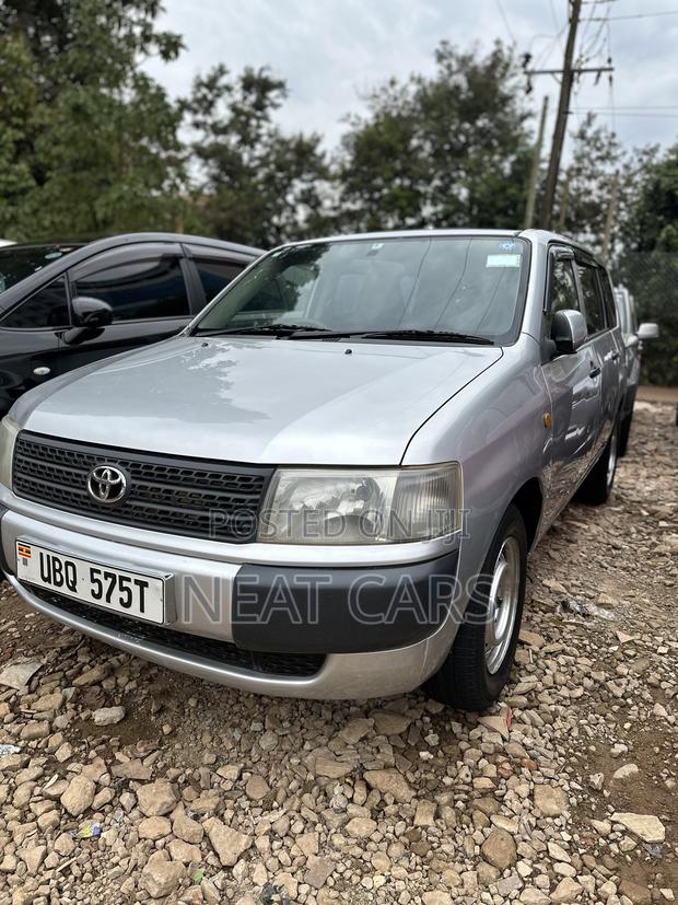 Toyota Probox 2009 Silver