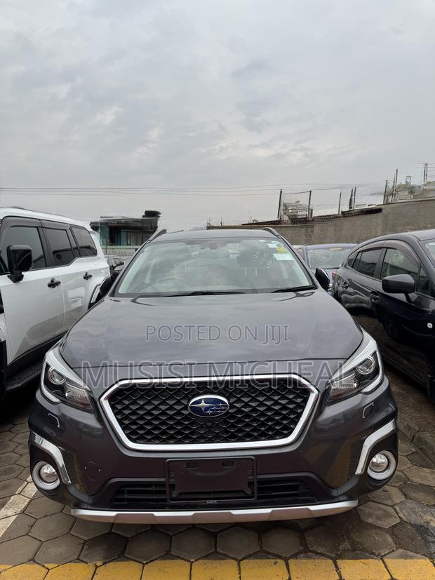 Subaru Outback Premium AWD 2020 Gray