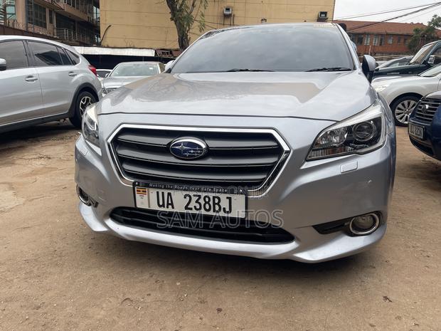 Subaru Legacy 2015 Silver