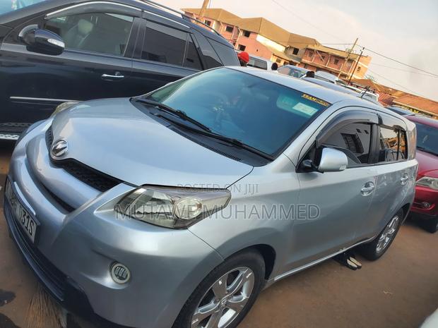 Toyota IST 2010 Silver