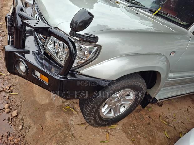 Toyota Land Cruiser Prado 1989 Silver